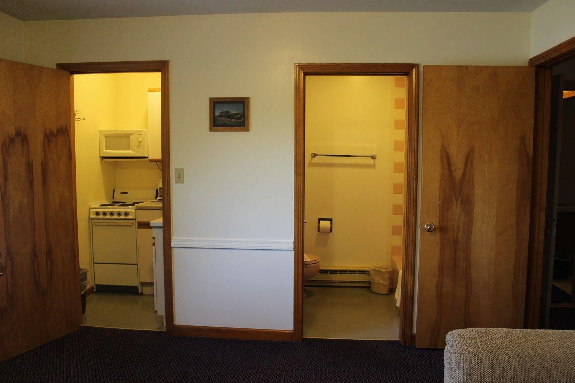 Chatham Travel Lodge Old Chatham Zewnętrze zdjęcie